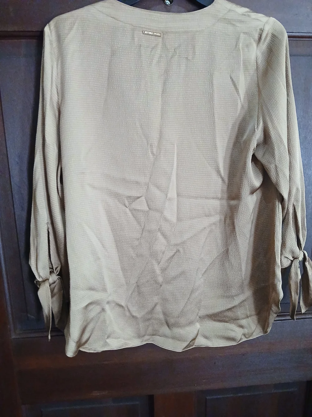 Michael Kors Tan V-Neck Long Sleeve Tie-Cuff Blouse Size M